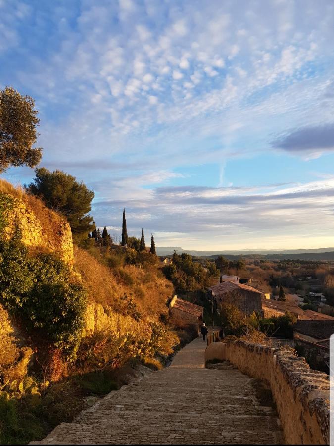 Chambre D'Hote Geiko Cabrieres-d'Aigues Exteriör bild